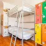 Nesha بيت ضيافة Lisboa