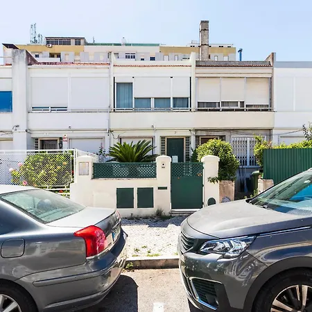 بيت ضيافة Nesha 3*