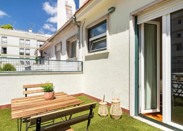 Nesha בית הארחה