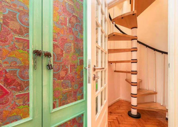 בית הארחה Nesha ליסבון