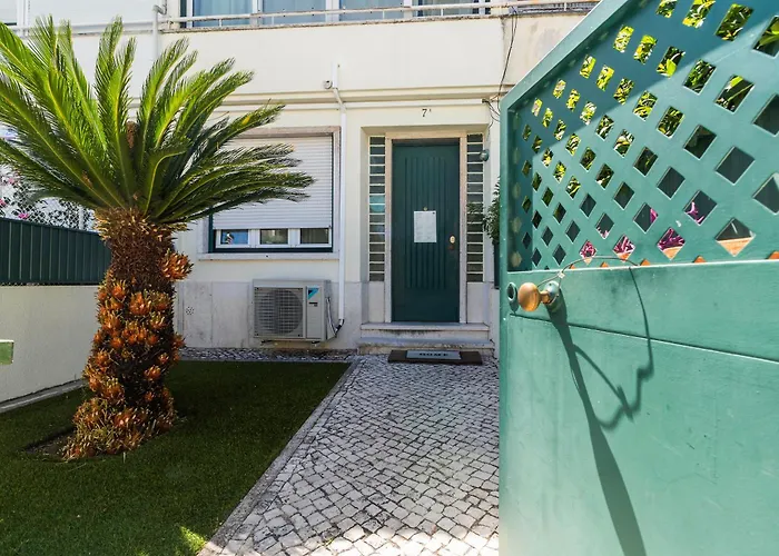 בית הארחה Nesha ליסבון