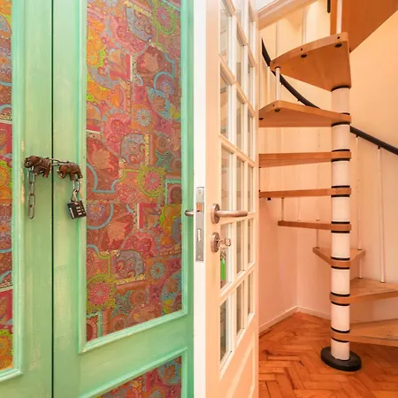 Guest house Nesha Lisbon